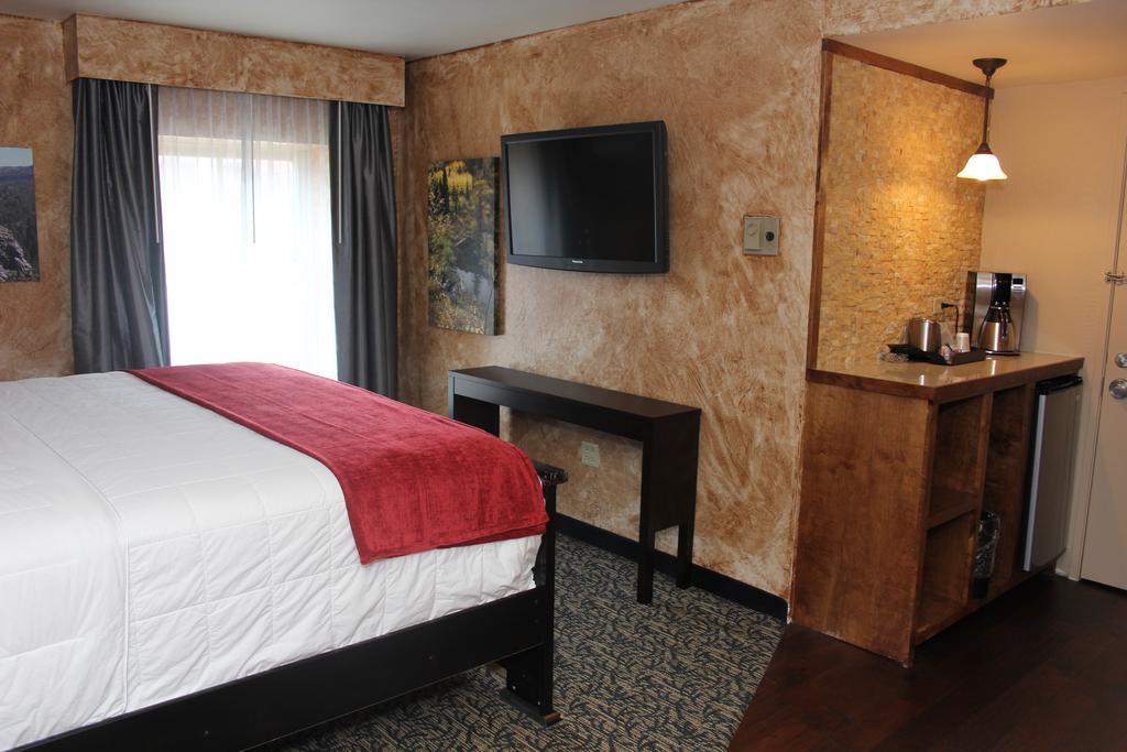 Grand Z Hotel Casino By Red Lion Hotels (Adults Only) سنترال سيتي المظهر الخارجي الصورة