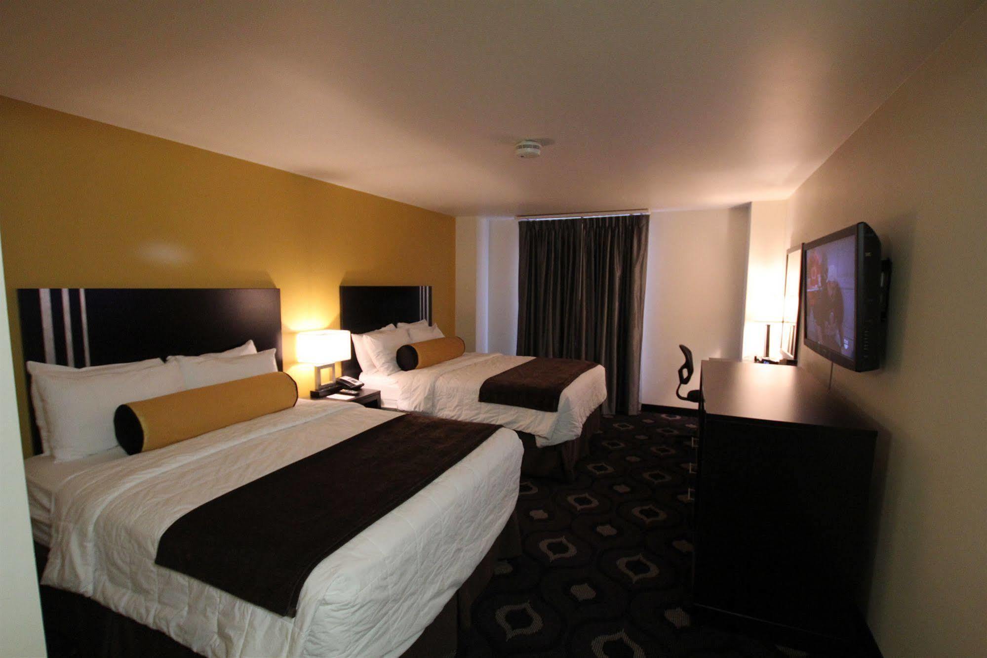 Grand Z Hotel Casino By Red Lion Hotels (Adults Only) سنترال سيتي المظهر الخارجي الصورة