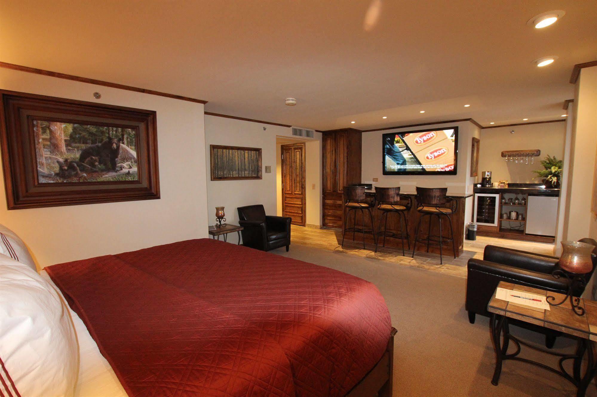 Grand Z Hotel Casino By Red Lion Hotels (Adults Only) سنترال سيتي المظهر الخارجي الصورة